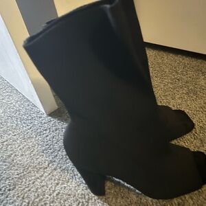 Elegant Black Women's Ankle Boots
